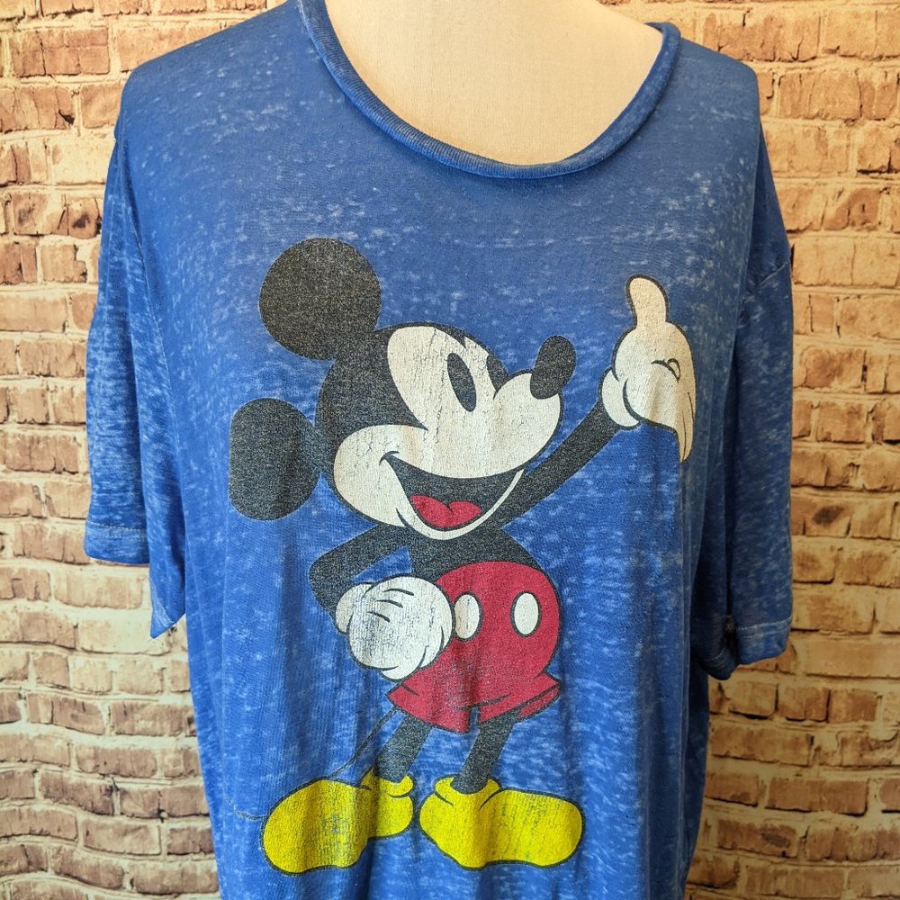 Disney Mickey Mouse VERY Thin Short Sleeve T-Shirt Size XL